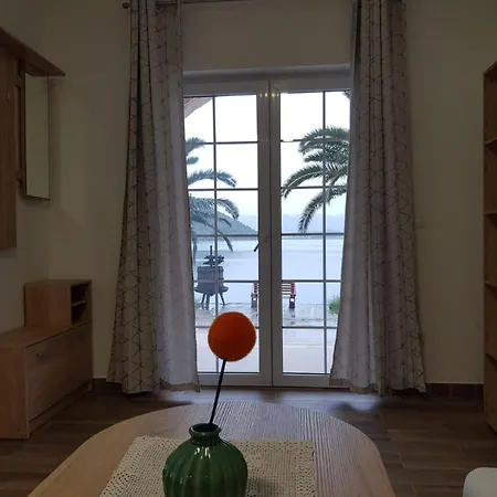 Apartment An Der Kueste Fuer 2 Personen By Interhome Ploce (Dubrovnik-Neretva)