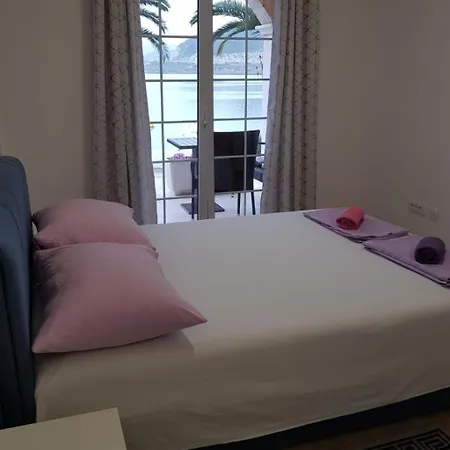 An Der Kueste Fuer 2 Personen By Interhome شقة بلوتشي